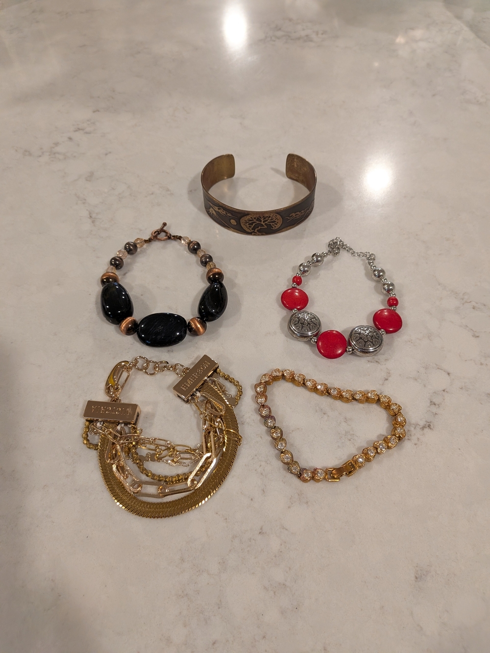 Mixed Women's Bracelet Set - Gold, Black, Red